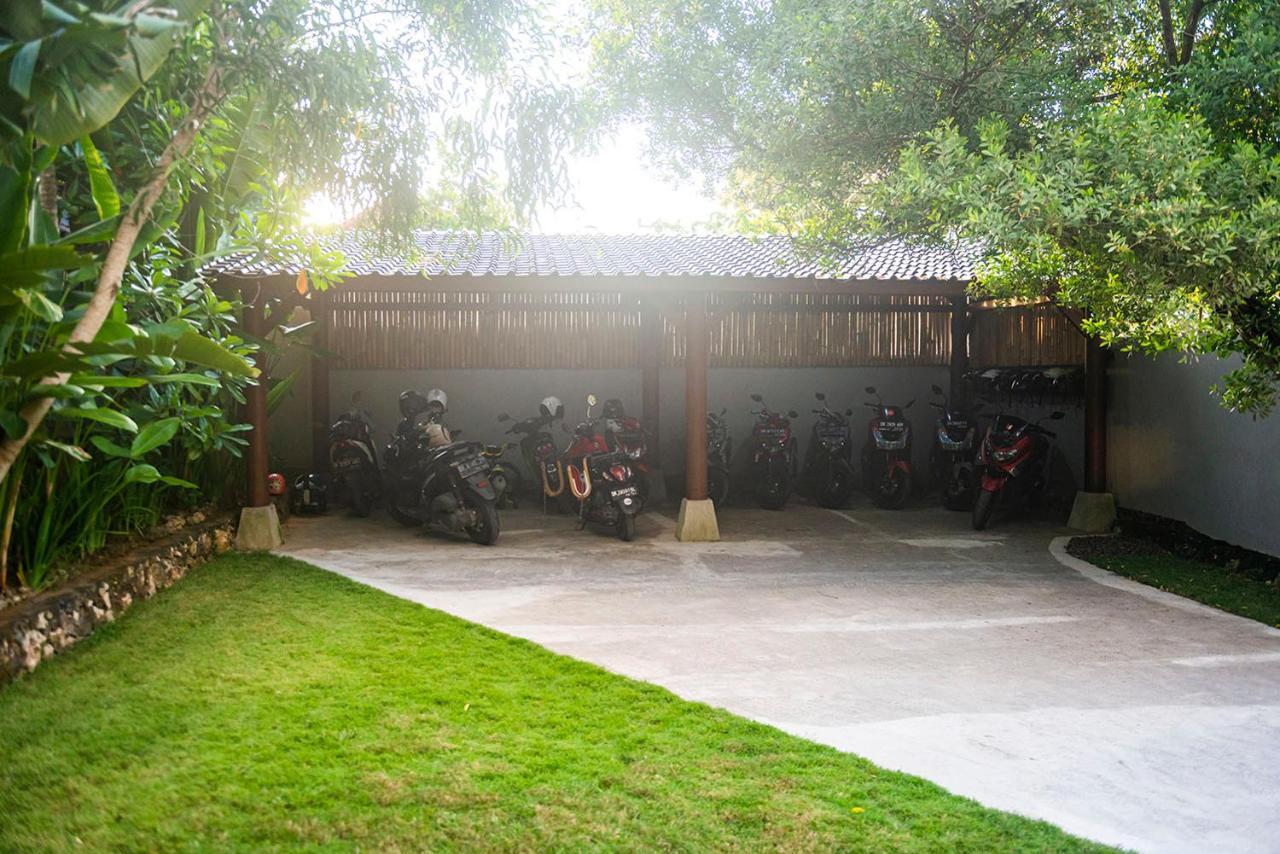 Hotel The Bali Boarding House Uluwatu Exterior foto