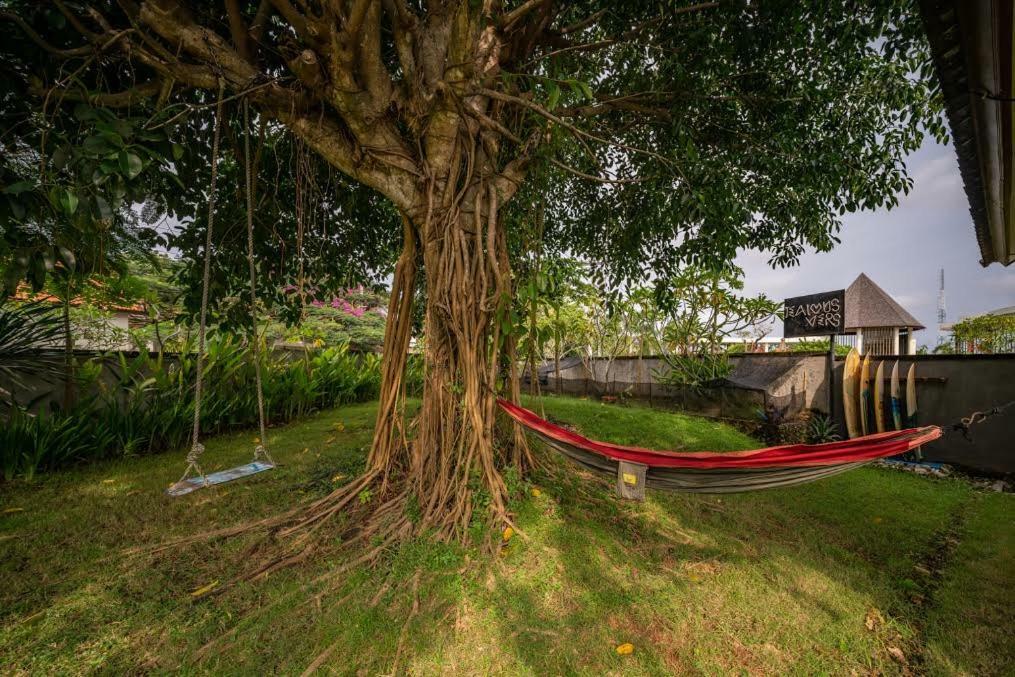 Hotel The Bali Boarding House Uluwatu Exterior foto